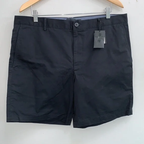 Club Monaco Baxter Textured 7" Shorts - Picture 4 of 10